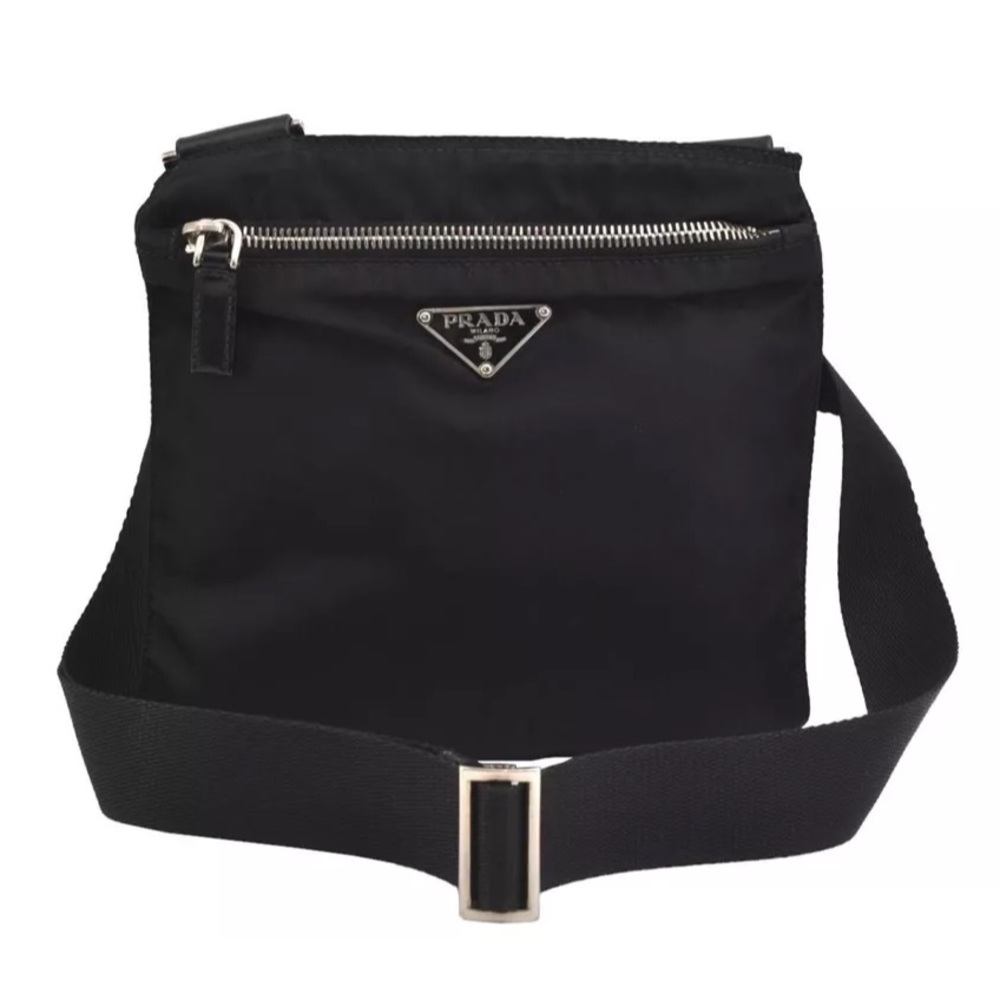 PRADA⭐️❤️TESSUTO CROSSBODY MEDIUM SIZE! MESSENGER BAG! AUTH/INC!⭐️